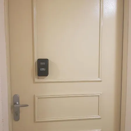 T2 Avec Balcon Plein Sud 卢德